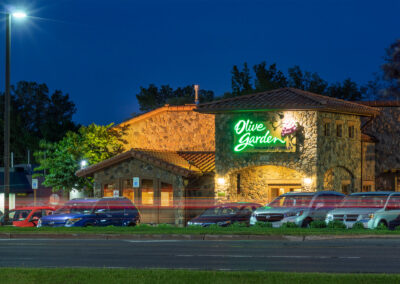 Olive Garden hiking menu prices again — despite admitting losing customers to inflation