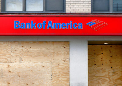 Bank of America, Wells Fargo, & Chase shut branches as 79 banks in US close – companies ‘gamble’ while customers suffer