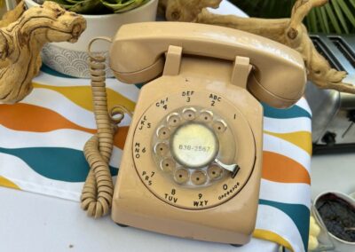 AT&T wants to sell you a “landline” again